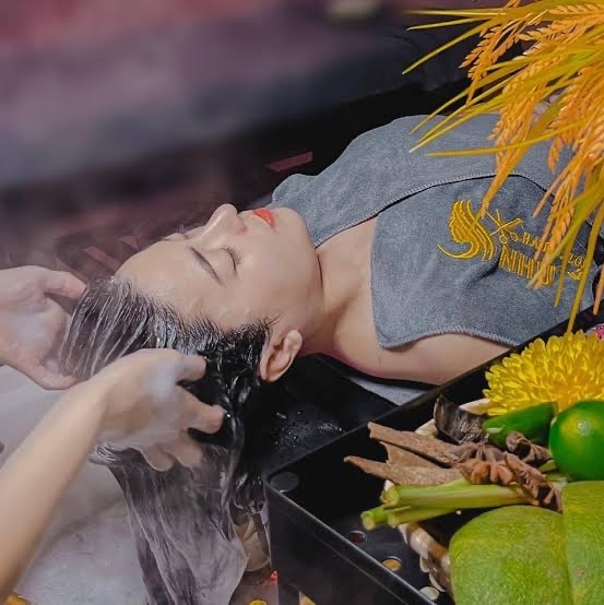 JAPANESE HEAD SPA INTENSIVE DETOX HOLISTIC HERBAL HAIR & SCALP THERAPY – 130 MINUTES | $239